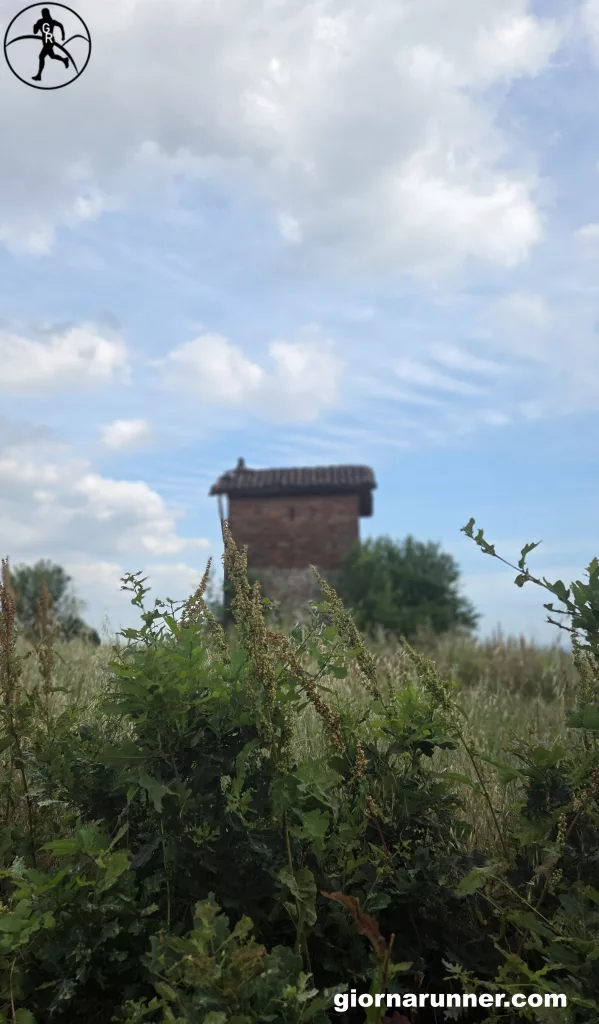 rocchetta tanaro casot a due piani